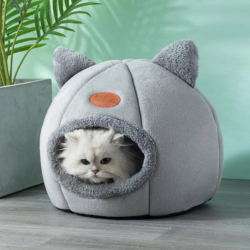 Purrfect Cozy Pet Retreat